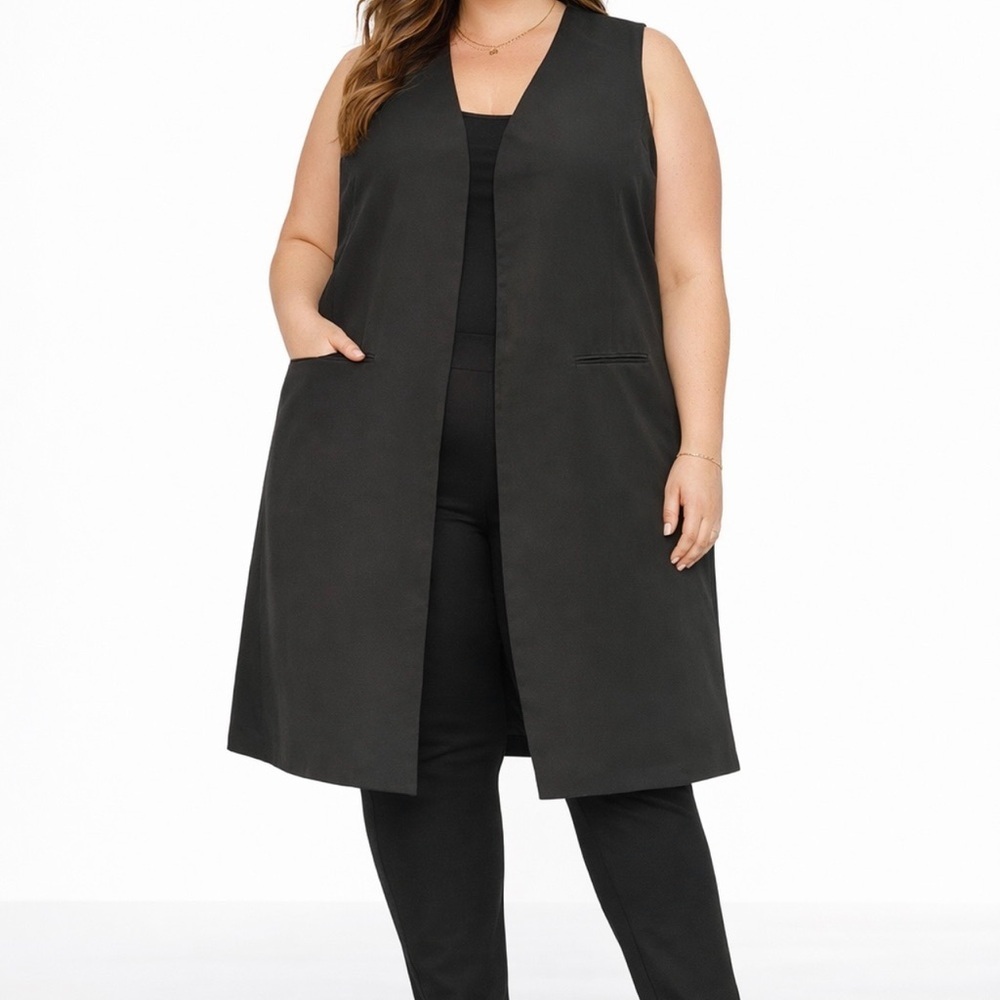 CATO Plus Size black long vest 26/28W – elegant